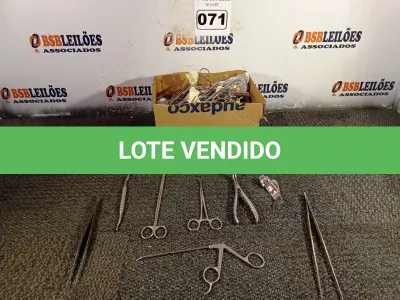 LOTE 071 - 01 LOTE COM INSTRUMENTAIS ODONTOLÓGICOS.  (NO ESTADO) ATENÇÃO! FAZER A VISITAÇÃO ANTES DE ARREMATAR, NÃO SABEMOS SE FUNCIONA. LEILÃO NÃO TEM GARANTIA E NEM DEVOLUÇÃO, SUJEITO A POSSÍVEIS AVARIAS VISÍVEIS/OCULTAS E/OU AUSÊNCIA DE COMPONENTES.