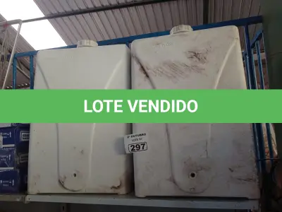 LOTE 297 - 02 RESERVATÓRIOS DE PLÁSTICO. (NO ESTADO) ATENÇÃO! FAZER A VISITAÇÃO ANTES DE ARREMATAR, NÃO SABEMOS SE FUNCIONA. LEILÃO NÃO TEM GARANTIA E NEM DEVOLUÇÃO, SUJEITO A POSSÍVEIS AVARIAS VISÍVEIS/OCULTAS E/OU AUSÊNCIA DE COMPONENTES.