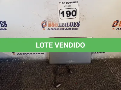 LOTE 190 - 01 TABLET SAMSUNG COM CABO. (NO ESTADO) ATENÇÃO! FAZER A VISITAÇÃO ANTES DE ARREMATAR, NÃO SABEMOS SE FUNCIONA. LEILÃO NÃO TEM GARANTIA E NEM DEVOLUÇÃO, SUJEITO A POSSÍVEIS AVARIAS VISÍVEIS/OCULTAS E/OU AUSÊNCIA DE COMPONENTES.