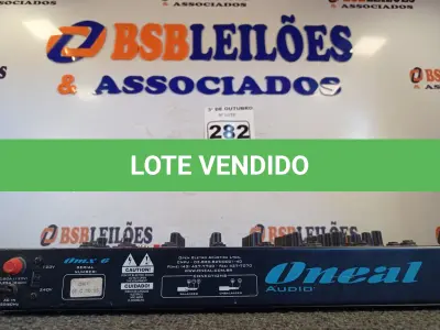 LOTE 282 - 01 MESA DE SOM ONEAL MODELO OMX-6. (NO ESTADO) ATENÇÃO! FAZER A VISITAÇÃO ANTES DE ARREMATAR, NÃO SABEMOS SE FUNCIONA. LEILÃO NÃO TEM GARANTIA E NEM DEVOLUÇÃO, SUJEITO A POSSÍVEIS AVARIAS VISÍVEIS/OCULTAS E/OU AUSÊNCIA DE COMPONENTES.
