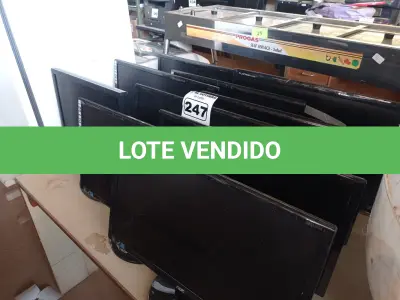 LOTE 247 - 10 MONITORES MARCAS E MODELOS DIVERSOS PARA RETIRADA DE PEÇAS. (NO ESTADO) ATENÇÃO! FAZER A VISITAÇÃO ANTES DE ARREMATAR, NÃO SABEMOS SE FUNCIONA. LEILÃO NÃO TEM GARANTIA E NEM DEVOLUÇÃO, SUJEITO A POSSÍVEIS AVARIAS VISÍVEIS/OCULTAS E/OU AUSÊNCIA DE COMPONENTES.