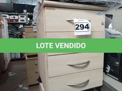 LOTE 294 - 02 GAVETEIROS COM 04 GAVETAS. (NO ESTADO) ATENÇÃO! FAZER A VISITAÇÃO ANTES DE ARREMATAR, NÃO SABEMOS SE FUNCIONA. LEILÃO NÃO TEM GARANTIA E NEM DEVOLUÇÃO, SUJEITO A POSSÍVEIS AVARIAS VISÍVEIS/OCULTAS E/OU AUSÊNCIA DE COMPONENTES.