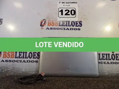 LOTE 120 - 01 TABLET SAMSUNG COM CABO. (NO ESTADO) ATENÇÃO! FAZER A VISITAÇÃO ANTES DE ARREMATAR, NÃO SABEMOS SE FUNCIONA. LEILÃO NÃO TEM GARANTIA E NEM DEVOLUÇÃO, SUJEITO A POSSÍVEIS AVARIAS VISÍVEIS/OCULTAS E/OU AUSÊNCIA DE COMPONENTES.