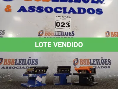 LOTE 023 - 03 CLIVADORES PARA FIBRA ÓTICA MARCAS E MODELOS DIVERSOS. (NO ESTADO) ATENÇÃO! FAZER A VISITAÇÃO ANTES DE ARREMATAR, NÃO SABEMOS SE FUNCIONA. LEILÃO NÃO TEM GARANTIA E NEM DEVOLUÇÃO, SUJEITO A POSSÍVEIS AVARIAS VISÍVEIS/OCULTAS E/OU AUSÊNCIA DE COMPONENTES.