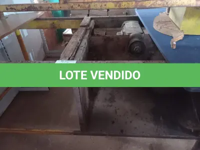 LOTE 565 - 01 SERRA DE BANCADA PARA MARCENARIA. (NO ESTADO) ATENÇÃO! FAZER A VISITAÇÃO ANTES DE ARREMATAR, NÃO SABEMOS SE FUNCIONA. LEILÃO NÃO TEM GARANTIA E NEM DEVOLUÇÃO, SUJEITO A POSSÍVEIS AVARIAS VISÍVEIS/OCULTAS E/OU AUSÊNCIA DE COMPONENTES.