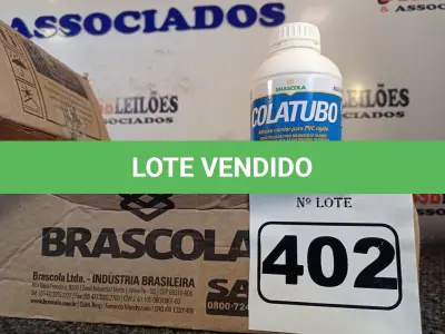 LOTE 402 - 02 CAIXAS COM COLA TUBO ST 175G COM 15 FRASCOS CADA. (NO ESTADO) ATENÇÃO! FAZER A VISITAÇÃO ANTES DE ARREMATAR, NÃO SABEMOS SE FUNCIONA. LEILÃO NÃO TEM GARANTIA E NEM DEVOLUÇÃO, SUJEITO A POSSÍVEIS AVARIAS VISÍVEIS/OCULTAS E/OU AUSÊNCIA DE COMPONENTES.
