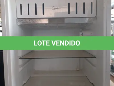 LOTE 418 - 01 FRIGOBAR MARCA MIDEA 220V. (NO ESTADO) ATENÇÃO! FAZER A VISITAÇÃO ANTES DE ARREMATAR, NÃO SABEMOS SE FUNCIONA. LEILÃO NÃO TEM GARANTIA E NEM DEVOLUÇÃO, SUJEITO A POSSÍVEIS AVARIAS VISÍVEIS/OCULTAS E/OU AUSÊNCIA DE COMPONENTES.
