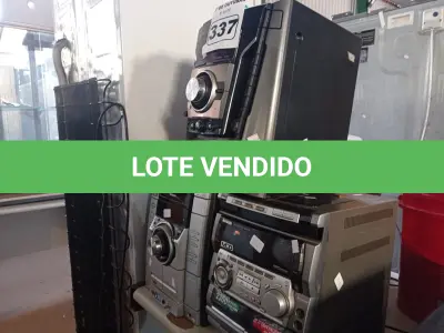 LOTE 337 - 03 APARELHOS DE SOM MARCAS E MODELOS DIVERSOS. (NO ESTADO) ATENÇÃO! FAZER A VISITAÇÃO ANTES DE ARREMATAR, NÃO SABEMOS SE FUNCIONA. LEILÃO NÃO TEM GARANTIA E NEM DEVOLUÇÃO, SUJEITO A POSSÍVEIS AVARIAS VISÍVEIS/OCULTAS E/OU AUSÊNCIA DE COMPONENTES.
