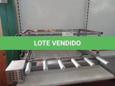 LOTE 562 - 01 CHURRASQUEIRA GIRAGRIL COM 06 ESPETOS. (NO ESTADO) ATENÇÃO! FAZER A VISITAÇÃO ANTES DE ARREMATAR, NÃO SABEMOS SE FUNCIONA. LEILÃO NÃO TEM GARANTIA E NEM DEVOLUÇÃO, SUJEITO A POSSÍVEIS AVARIAS VISÍVEIS/OCULTAS E/OU AUSÊNCIA DE COMPONENTES.