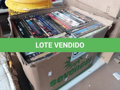 LOTE 365 - 01 LOTE COM GRANDE QUANTIDADE DE DVD’S TÍTULOS DIVERSOS. (NO ESTADO) ATENÇÃO! FAZER A VISITAÇÃO ANTES DE ARREMATAR, NÃO SABEMOS SE FUNCIONA. LEILÃO NÃO TEM GARANTIA E NEM DEVOLUÇÃO, SUJEITO A POSSÍVEIS AVARIAS VISÍVEIS/OCULTAS E/OU AUSÊNCIA DE COMPONENTES.