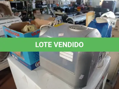 LOTE 312 - 02 INALADORES E VÁRIOS UMIDIFICADORES MARCAS E MODELOS DIVERSOS COM AVARIAS. (NO ESTADO) ATENÇÃO! FAZER A VISITAÇÃO ANTES DE ARREMATAR, NÃO SABEMOS SE FUNCIONA. LEILÃO NÃO TEM GARANTIA E NEM DEVOLUÇÃO, SUJEITO A POSSÍVEIS AVARIAS VISÍVEIS/OCULTAS E/OU AUSÊNCIA DE COMPONENTES.