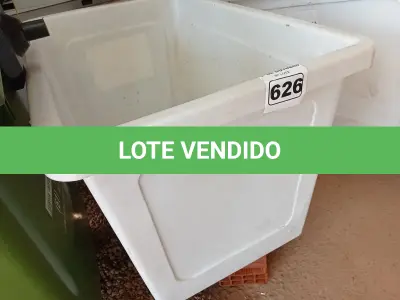 LOTE 626 - 01 CONTÊINER PARA TRANSPORTE DE CARGAS.  (NO ESTADO) ATENÇÃO! FAZER A VISITAÇÃO ANTES DE ARREMATAR, NÃO SABEMOS SE FUNCIONA. LEILÃO NÃO TEM GARANTIA E NEM DEVOLUÇÃO, SUJEITO A POSSÍVEIS AVARIAS VISÍVEIS/OCULTAS E/OU AUSÊNCIA DE COMPONENTES.