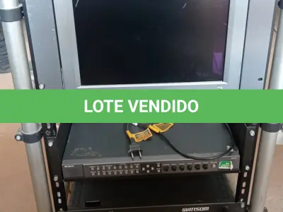 LOTE 417 - 01 RACK DE SOM PROFISSIONAL COM: 01 MESA CICLOTRON CSM 10R, 01 MONITOR, 01 SONY MULTIFORMATO WX2 E 01 AMPLIFICADOR WATTISOM DBK 360. (NO ESTADO) ATENÇÃO! FAZER A VISITAÇÃO ANTES DE ARREMATAR, NÃO SABEMOS SE FUNCIONA. LEILÃO NÃO TEM GARANTIA E NEM DEVOLUÇÃO, SUJEITO A POSSÍVEIS AVARIAS VISÍVEIS/OCULTAS E/OU AUSÊNCIA DE COMPONENTES.