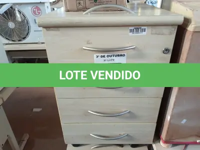 LOTE 316 - 02 GAVETEIROS COM 04 GAVETAS. (NO ESTADO) ATENÇÃO! FAZER A VISITAÇÃO ANTES DE ARREMATAR, NÃO SABEMOS SE FUNCIONA. LEILÃO NÃO TEM GARANTIA E NEM DEVOLUÇÃO, SUJEITO A POSSÍVEIS AVARIAS VISÍVEIS/OCULTAS E/OU AUSÊNCIA DE COMPONENTES.