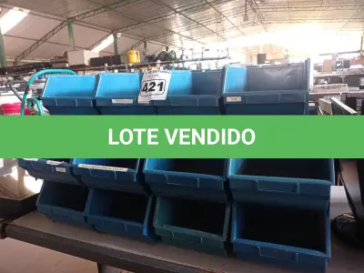 LOTE 421 - 20 CAÇAMBAS ORGANIZADORAS DE PLÁSTICO. (NO ESTADO) ATENÇÃO! FAZER A VISITAÇÃO ANTES DE ARREMATAR, NÃO SABEMOS SE FUNCIONA. LEILÃO NÃO TEM GARANTIA E NEM DEVOLUÇÃO, SUJEITO A POSSÍVEIS AVARIAS VISÍVEIS/OCULTAS E/OU AUSÊNCIA DE COMPONENTES.