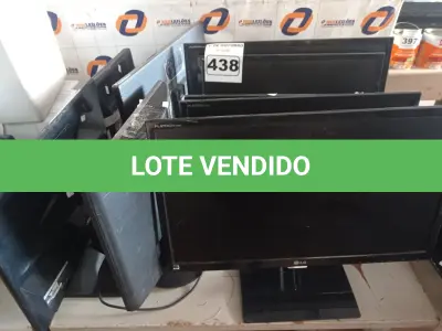 LOTE 438 - 10 MONITORES MARCAS E MODELOS DIVERSOS PARA RETIRADA DE PEÇAS. (NO ESTADO) ATENÇÃO! FAZER A VISITAÇÃO ANTES DE ARREMATAR, NÃO SABEMOS SE FUNCIONA. LEILÃO NÃO TEM GARANTIA E NEM DEVOLUÇÃO, SUJEITO A POSSÍVEIS AVARIAS VISÍVEIS/OCULTAS E/OU AUSÊNCIA DE COMPONENTES.