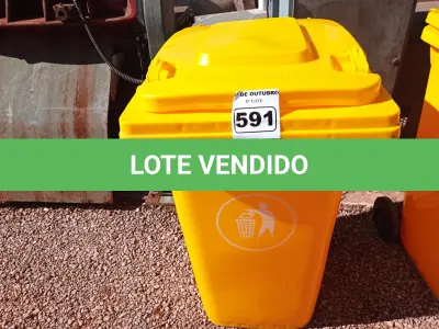 LOTE 591 - 01 CONTAINER HDPE EM-840 240L. (NO ESTADO) ATENÇÃO! FAZER A VISITAÇÃO ANTES DE ARREMATAR, NÃO SABEMOS SE FUNCIONA. LEILÃO NÃO TEM GARANTIA E NEM DEVOLUÇÃO, SUJEITO A POSSÍVEIS AVARIAS VISÍVEIS/OCULTAS E/OU AUSÊNCIA DE COMPONENTES.