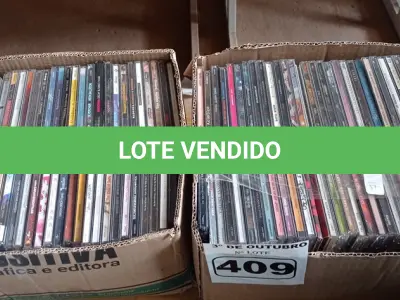LOTE 409 - 01 LOTE COM GRANDE QUANTIDADE DE CDS TÍTULOS DIVERSOS. (NO ESTADO) ATENÇÃO! FAZER A VISITAÇÃO ANTES DE ARREMATAR, NÃO SABEMOS SE FUNCIONA. LEILÃO NÃO TEM GARANTIA E NEM DEVOLUÇÃO, SUJEITO A POSSÍVEIS AVARIAS VISÍVEIS/OCULTAS E/OU AUSÊNCIA DE COMPONENTES.