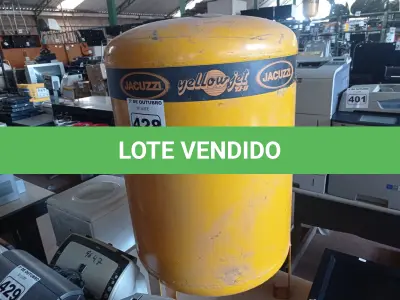 LOTE 428 - 01 TANQUE HIDROPNEUMÁTICO JACUZZI. (NO ESTADO) ATENÇÃO! FAZER A VISITAÇÃO ANTES DE ARREMATAR, NÃO SABEMOS SE FUNCIONA. LEILÃO NÃO TEM GARANTIA E NEM DEVOLUÇÃO, SUJEITO A POSSÍVEIS AVARIAS VISÍVEIS/OCULTAS E/OU AUSÊNCIA DE COMPONENTES.