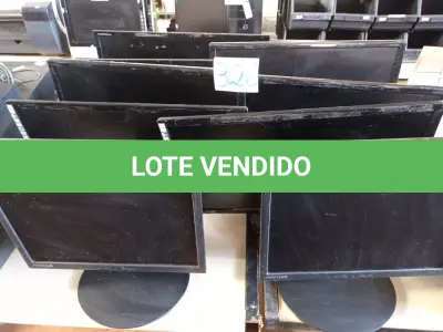 LOTE 326 - 10 MONITORES MARCAS E MODELOS DIVERSOS PARA RETIRADA DE PEÇAS. (NO ESTADO) ATENÇÃO! FAZER A VISITAÇÃO ANTES DE ARREMATAR, NÃO SABEMOS SE FUNCIONA. LEILÃO NÃO TEM GARANTIA E NEM DEVOLUÇÃO, SUJEITO A POSSÍVEIS AVARIAS VISÍVEIS/OCULTAS E/OU AUSÊNCIA DE COMPONENTES.