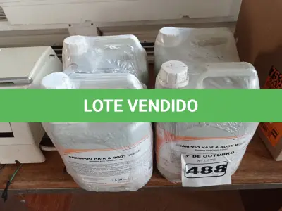 LOTE 488 - 20 LITROS DE SHAMPOO PARA CABELO E CORPO. (NO ESTADO) ATENÇÃO! FAZER A VISITAÇÃO ANTES DE ARREMATAR, NÃO SABEMOS SE FUNCIONA. LEILÃO NÃO TEM GARANTIA E NEM DEVOLUÇÃO, SUJEITO A POSSÍVEIS AVARIAS VISÍVEIS/OCULTAS E/OU AUSÊNCIA DE COMPONENTES.