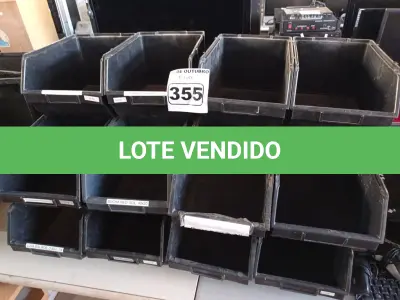 LOTE 355 - 20 CAÇAMBAS ORGANIZADORAS DE PLÁSTICO. (NO ESTADO) ATENÇÃO! FAZER A VISITAÇÃO ANTES DE ARREMATAR, NÃO SABEMOS SE FUNCIONA. LEILÃO NÃO TEM GARANTIA E NEM DEVOLUÇÃO, SUJEITO A POSSÍVEIS AVARIAS VISÍVEIS/OCULTAS E/OU AUSÊNCIA DE COMPONENTES.