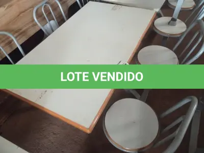 LOTE 536 - 01 MESA PARA LANCHONETE. (NO ESTADO) ATENÇÃO! FAZER A VISITAÇÃO ANTES DE ARREMATAR, NÃO SABEMOS SE FUNCIONA. LEILÃO NÃO TEM GARANTIA E NEM DEVOLUÇÃO, SUJEITO A POSSÍVEIS AVARIAS VISÍVEIS/OCULTAS E/OU AUSÊNCIA DE COMPONENTES.