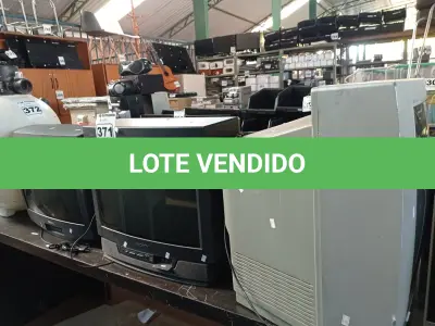 LOTE 371 - 03 TVS DE TUBO MARCAS E MODELOS DIVERSOS PARA RETIRADA DE PEÇAS. (NO ESTADO) ATENÇÃO! FAZER A VISITAÇÃO ANTES DE ARREMATAR, NÃO SABEMOS SE FUNCIONA. LEILÃO NÃO TEM GARANTIA E NEM DEVOLUÇÃO, SUJEITO A POSSÍVEIS AVARIAS VISÍVEIS/OCULTAS E/OU AUSÊNCIA DE COMPONENTES.