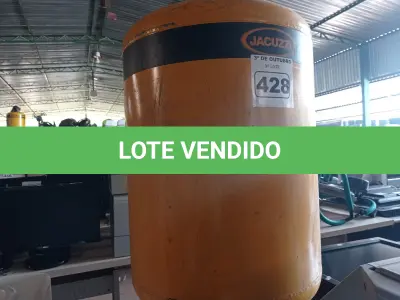 LOTE 428 - 01 TANQUE HIDROPNEUMÁTICO JACUZZI. (NO ESTADO) ATENÇÃO! FAZER A VISITAÇÃO ANTES DE ARREMATAR, NÃO SABEMOS SE FUNCIONA. LEILÃO NÃO TEM GARANTIA E NEM DEVOLUÇÃO, SUJEITO A POSSÍVEIS AVARIAS VISÍVEIS/OCULTAS E/OU AUSÊNCIA DE COMPONENTES.