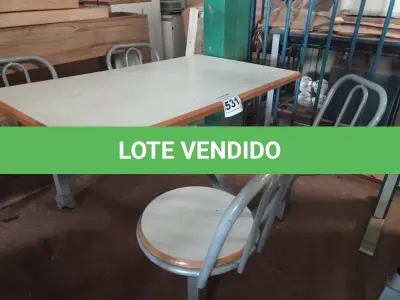 LOTE 531 - 01 MESA PARA LANCHONETE. (NO ESTADO) ATENÇÃO! FAZER A VISITAÇÃO ANTES DE ARREMATAR, NÃO SABEMOS SE FUNCIONA. LEILÃO NÃO TEM GARANTIA E NEM DEVOLUÇÃO, SUJEITO A POSSÍVEIS AVARIAS VISÍVEIS/OCULTAS E/OU AUSÊNCIA DE COMPONENTES.