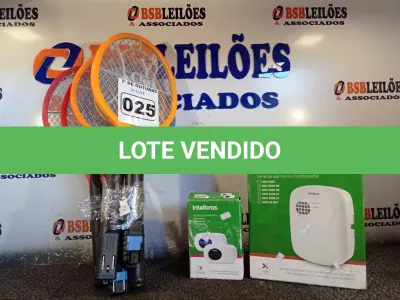 LOTE 025 - 01 CENTRAL, 01 TECLADO DE ALARME E 05 RAQUETES MATA MOSQUITO. (NO ESTADO) ATENÇÃO! FAZER A VISITAÇÃO ANTES DE ARREMATAR, NÃO SABEMOS SE FUNCIONA. LEILÃO NÃO TEM GARANTIA E NEM DEVOLUÇÃO, SUJEITO A POSSÍVEIS AVARIAS VISÍVEIS/OCULTAS E/OU AUSÊNCIA DE COMPONENTES.