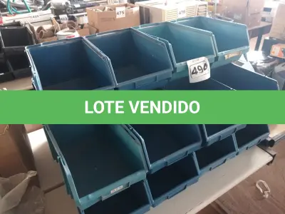 LOTE 494 - 20 CAÇAMBAS ORGANIZADORAS DE PLÁSTICO. (NO ESTADO) ATENÇÃO! FAZER A VISITAÇÃO ANTES DE ARREMATAR, NÃO SABEMOS SE FUNCIONA. LEILÃO NÃO TEM GARANTIA E NEM DEVOLUÇÃO, SUJEITO A POSSÍVEIS AVARIAS VISÍVEIS/OCULTAS E/OU AUSÊNCIA DE COMPONENTES.