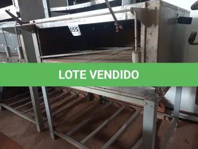 LOTE 555 - 01 FORNO INDUSTRIAL A GÁS COM AVARIAS.  (NO ESTADO) ATENÇÃO! FAZER A VISITAÇÃO ANTES DE ARREMATAR, NÃO SABEMOS SE FUNCIONA. LEILÃO NÃO TEM GARANTIA E NEM DEVOLUÇÃO, SUJEITO A POSSÍVEIS AVARIAS VISÍVEIS/OCULTAS E/OU AUSÊNCIA DE COMPONENTES.