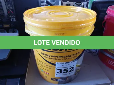 LOTE 352 - 01 BALDE DE VEDACIT, ADITIVO IMPERMEABILIZANTE PARA CONCRETO E ARGAMASSA. (NO ESTADO) ATENÇÃO! FAZER A VISITAÇÃO ANTES DE ARREMATAR, NÃO SABEMOS SE FUNCIONA. LEILÃO NÃO TEM GARANTIA E NEM DEVOLUÇÃO, SUJEITO A POSSÍVEIS AVARIAS VISÍVEIS/OCULTAS E/OU AUSÊNCIA DE COMPONENTES.