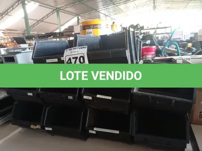 LOTE 470 - 20 CAÇAMBAS ORGANIZADORAS DE PLÁSTICO. (NO ESTADO) ATENÇÃO! FAZER A VISITAÇÃO ANTES DE ARREMATAR, NÃO SABEMOS SE FUNCIONA. LEILÃO NÃO TEM GARANTIA E NEM DEVOLUÇÃO, SUJEITO A POSSÍVEIS AVARIAS VISÍVEIS/OCULTAS E/OU AUSÊNCIA DE COMPONENTES.