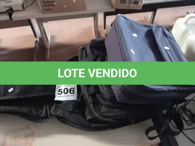 LOTE 506 - 01 BOLSA PARA VIOLÃO, 02 BOLSAS PARA NOTEBOOK E 02 BOLSAS PARA PROJETOR MULTIMIDIA. (NO ESTADO) ATENÇÃO! FAZER A VISITAÇÃO ANTES DE ARREMATAR, NÃO SABEMOS SE FUNCIONA. LEILÃO NÃO TEM GARANTIA E NEM DEVOLUÇÃO, SUJEITO A POSSÍVEIS AVARIAS VISÍVEIS/OCULTAS E/OU AUSÊNCIA DE COMPONENTES.
