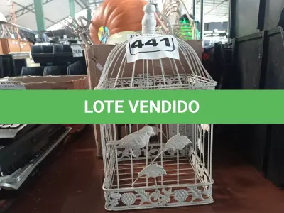LOTE 441 - 01 LOTE COM VÁRIOS ENFEITES DO DIA DAS BRUXAS. (NO ESTADO) ATENÇÃO! FAZER A VISITAÇÃO ANTES DE ARREMATAR, NÃO SABEMOS SE FUNCIONA. LEILÃO NÃO TEM GARANTIA E NEM DEVOLUÇÃO, SUJEITO A POSSÍVEIS AVARIAS VISÍVEIS/OCULTAS E/OU AUSÊNCIA DE COMPONENTES.