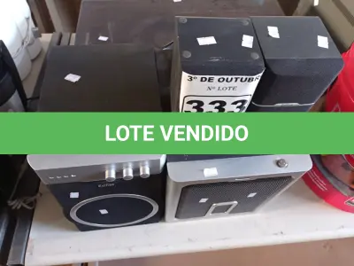 LOTE 333 - 02 SUBWOOFER E 02 CAIXINHAS DE SOM. (NO ESTADO) ATENÇÃO! FAZER A VISITAÇÃO ANTES DE ARREMATAR, NÃO SABEMOS SE FUNCIONA. LEILÃO NÃO TEM GARANTIA E NEM DEVOLUÇÃO, SUJEITO A POSSÍVEIS AVARIAS VISÍVEIS/OCULTAS E/OU AUSÊNCIA DE COMPONENTES.