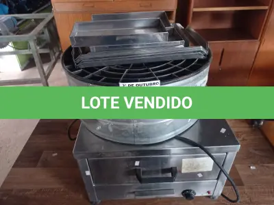 LOTE 551 - 01 AQUECEDOR DE PÃES, 01 EXAUSTOR E VÁRIAS BANDEJAS EM INOX. (NO ESTADO) ATENÇÃO! FAZER A VISITAÇÃO ANTES DE ARREMATAR, NÃO SABEMOS SE FUNCIONA. LEILÃO NÃO TEM GARANTIA E NEM DEVOLUÇÃO, SUJEITO A POSSÍVEIS AVARIAS VISÍVEIS/OCULTAS E/OU AUSÊNCIA DE COMPONENTES.