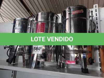 LOTE 560 - 03 CAFETEIRAS EM INOX. (NO ESTADO) ATENÇÃO! FAZER A VISITAÇÃO ANTES DE ARREMATAR, NÃO SABEMOS SE FUNCIONA. LEILÃO NÃO TEM GARANTIA E NEM DEVOLUÇÃO, SUJEITO A POSSÍVEIS AVARIAS VISÍVEIS/OCULTAS E/OU AUSÊNCIA DE COMPONENTES.