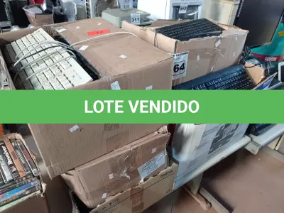 LOTE 364 - 01 LOTE COM GRANDE QUANTIDADE DE TECLADOS PARA PC MARCAS E MODELOS DIVERSOS. (NO ESTADO) ATENÇÃO! FAZER A VISITAÇÃO ANTES DE ARREMATAR, NÃO SABEMOS SE FUNCIONA. LEILÃO NÃO TEM GARANTIA E NEM DEVOLUÇÃO, SUJEITO A POSSÍVEIS AVARIAS VISÍVEIS/OCULTAS E/OU AUSÊNCIA DE COMPONENTES.