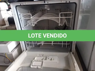 LOTE 413 - 01 LAVA LOUÇAS MARCA BRASTEMP 220V. (NO ESTADO) ATENÇÃO! FAZER A VISITAÇÃO ANTES DE ARREMATAR, NÃO SABEMOS SE FUNCIONA. LEILÃO NÃO TEM GARANTIA E NEM DEVOLUÇÃO, SUJEITO A POSSÍVEIS AVARIAS VISÍVEIS/OCULTAS E/OU AUSÊNCIA DE COMPONENTES.
