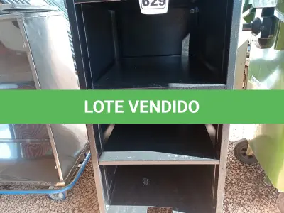 LOTE 629 - 01 RACK PARA BANCO DE BATERIAS COM RODINHAS. (NO ESTADO) ATENÇÃO! FAZER A VISITAÇÃO ANTES DE ARREMATAR, NÃO SABEMOS SE FUNCIONA. LEILÃO NÃO TEM GARANTIA E NEM DEVOLUÇÃO, SUJEITO A POSSÍVEIS AVARIAS VISÍVEIS/OCULTAS E/OU AUSÊNCIA DE COMPONENTES.