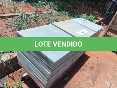 LOTE 260 - 01 LOTE COM PEDRAS ARDÓSIA NA COR CINZA (NO ESTADO, NÃO SABEMOS SE FUNCIONA. LEILÃO NÃO TEM GARANTIA E NEM DEVOLUÇÃO).