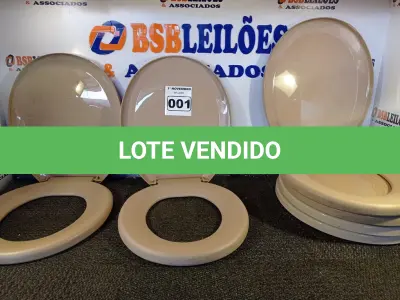 LOTE 001 - 06 ASSENTOS PARA VASO SANITÁRIO MARCAS E MODELOS DIVERSOS. (NO ESTADO) ATENÇÃO! FAZER A VISITAÇÃO ANTES DE ARREMATAR, NÃO SABEMOS SE FUNCIONA. LEILÃO NÃO TEM GARANTIA E NEM DEVOLUÇÃO, SUJEITO A POSSÍVEIS AVARIAS VISÍVEIS/OCULTAS E/OU AUSÊNCIA DE COMPONENTES.