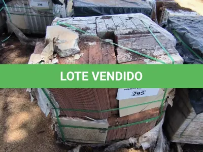 LOTE 295 - 01 PALETE COM REVESTIMENTO PORTOBELLO BASICA (NO ESTADO, NÃO SABEMOS SE FUNCIONA. LEILÃO NÃO TEM GARANTIA E NEM DEVOLUÇÃO).