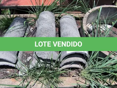 LOTE 261 - 06 MANILHAS MEIA CANA PEQUENAS E 01 MANILHA PARA POÇO (NO ESTADO, NÃO SABEMOS SE FUNCIONA. LEILÃO NÃO TEM GARANTIA E NEM DEVOLUÇÃO).