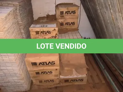 LOTE 103 - 19 CAIXAS DE PASTILHA NA COR BRANCA (NO ESTADO, NÃO SABEMOS SE FUNCIONA. LEILÃO NÃO TEM GARANTIA E NEM DEVOLUÇÃO).
