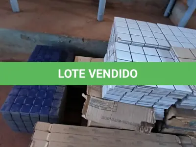 LOTE 169 - 01 LOTE COM PASTILHAS NA COR BRANCA E AZUL (NO ESTADO, NÃO SABEMOS SE FUNCIONA. LEILÃO NÃO TEM GARANTIA E NEM DEVOLUÇÃO).