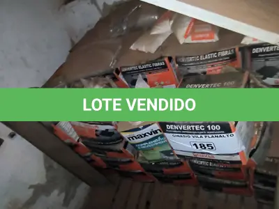 LOTE 185 - 01 LOTE COM CAIXAS DE IMPERMEABILIZANTES (NO ESTADO, NÃO SABEMOS SE FUNCIONA. LEILÃO NÃO TEM GARANTIA E NEM DEVOLUÇÃO).